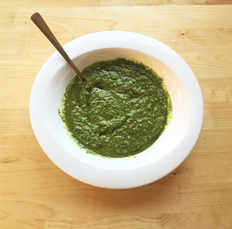 few-flowered leek pesto in bowl